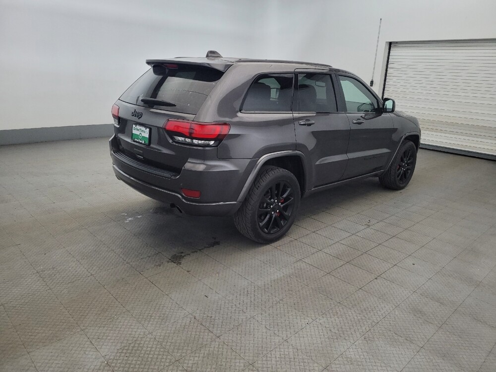 2020 Jeep Grand Cherokee in Pittsburgh, PA 15236 - 18140582 9