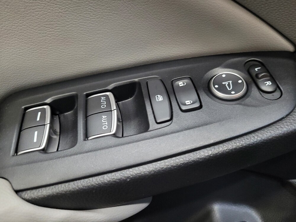 2018 Honda Accord in Temple Hills, MD 20746 - 18140589 27