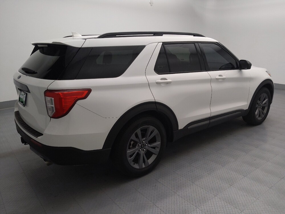 2021 Ford Explorer in Independence, MO 64055 - 18140598 10