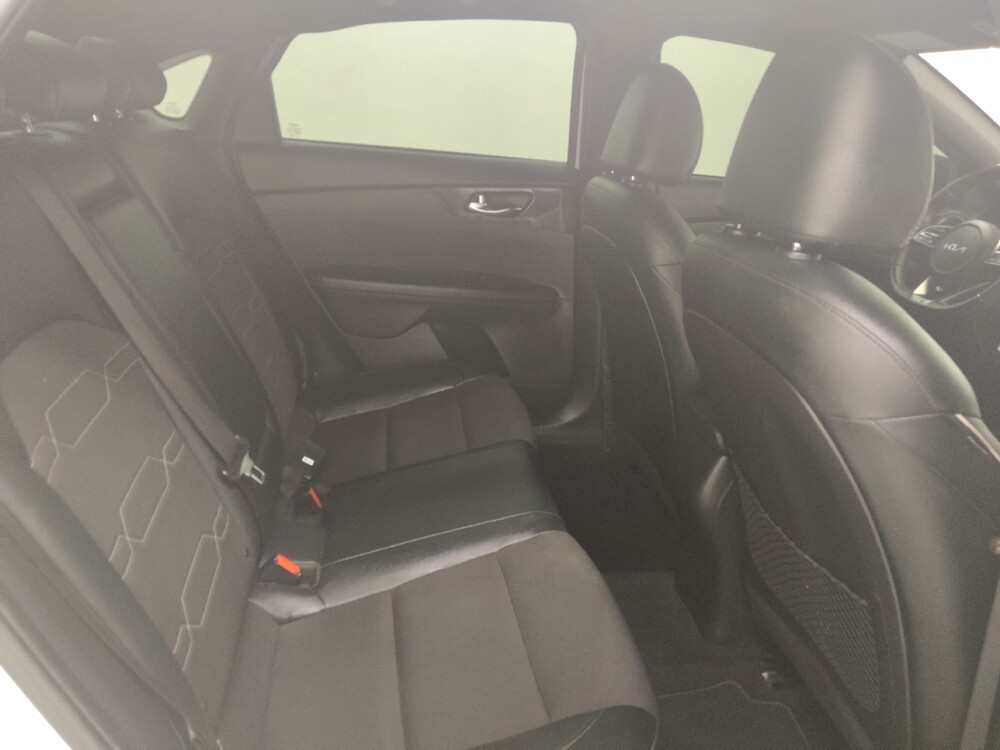 2022 Kia Forte in Springfield, MO 65807 - 18140599 19