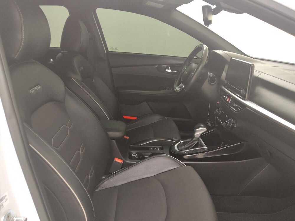 2022 Kia Forte in Springfield, MO 65807 - 18140599 21