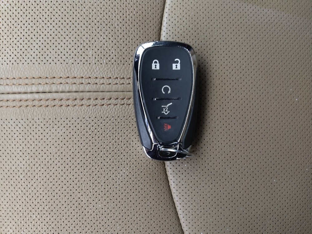 2022 Chevrolet Equinox in Gladstone, MO 64118 - 18140600 32