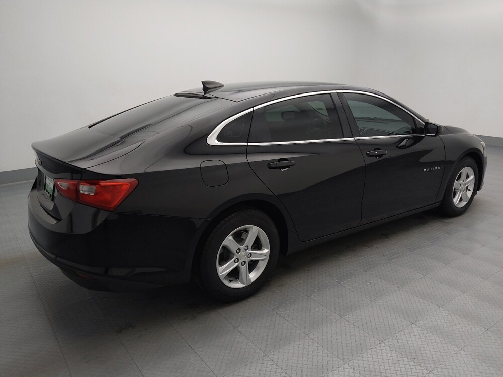 2021 Chevrolet Malibu in Springfield, MO 65807 - 18140604 10
