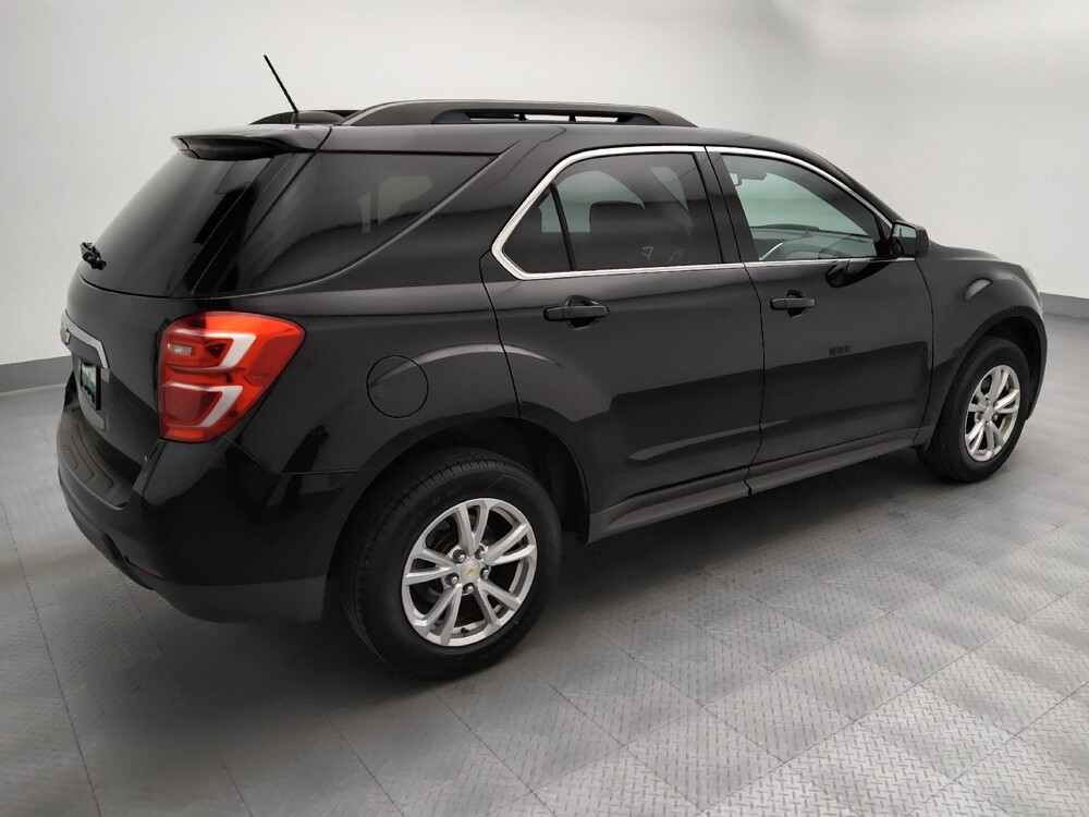2017 Chevrolet Equinox in St. Louis, MO 63136 - 18140605 10