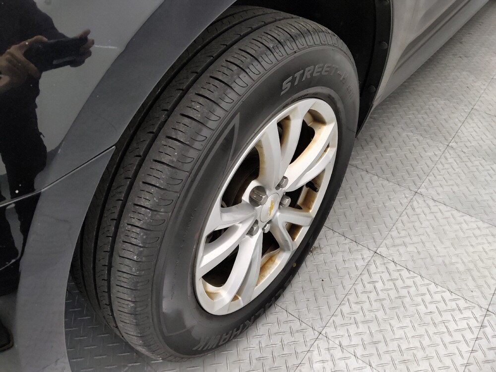 2017 Chevrolet Equinox in St. Louis, MO 63136 - 18140605 31