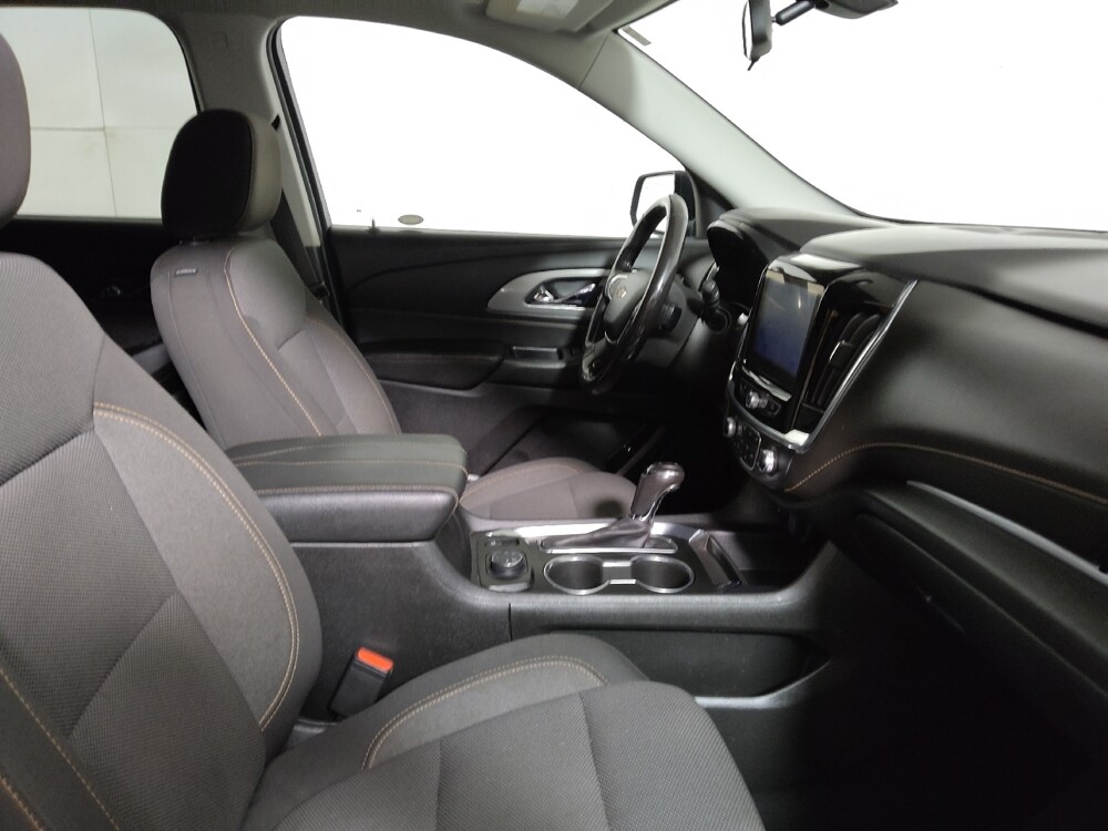 2019 Chevrolet Traverse in Midlothian, IL 60445 - 18140607 21