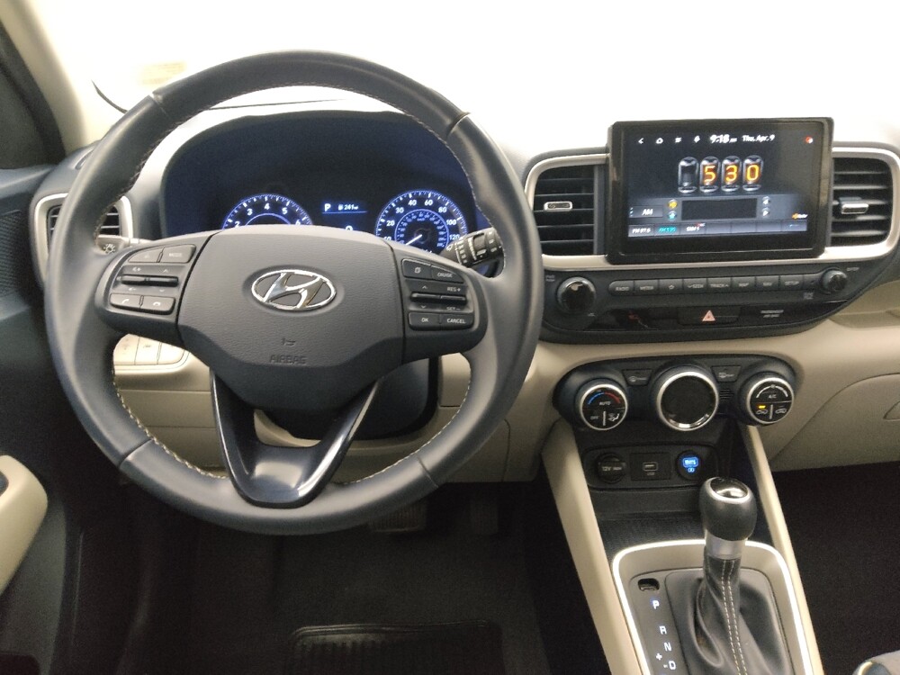 2021 Hyundai Venue in Lombard, IL 60148 - 18140610 22
