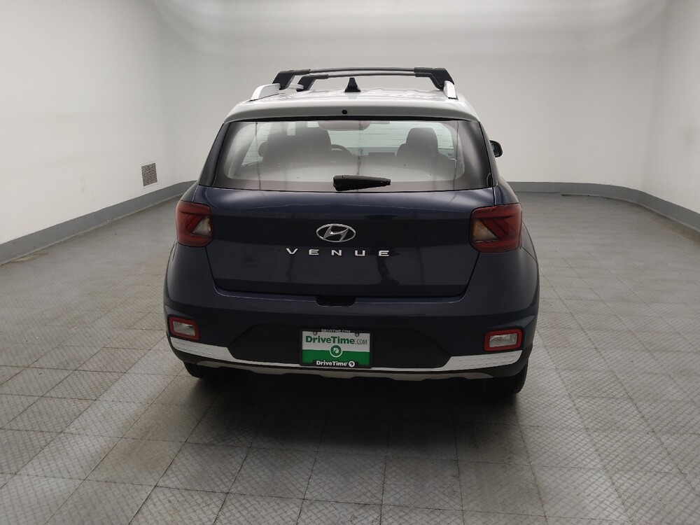 2021 Hyundai Venue in Lombard, IL 60148 - 18140610 7