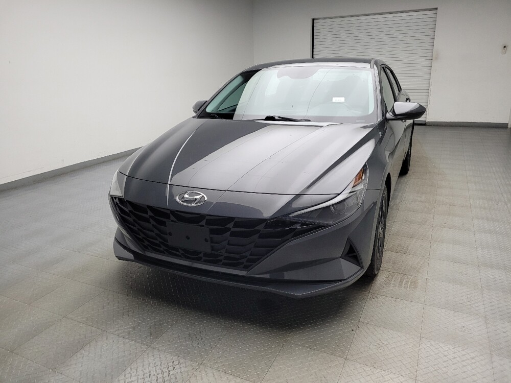 2023 Hyundai Elantra in Eastpointe, MI 48021 - 18140615 15