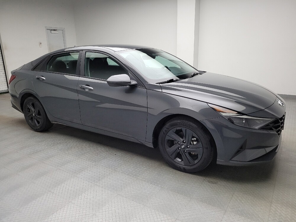 2023 Hyundai Elantra in Eastpointe, MI 48021 - 18140615 11