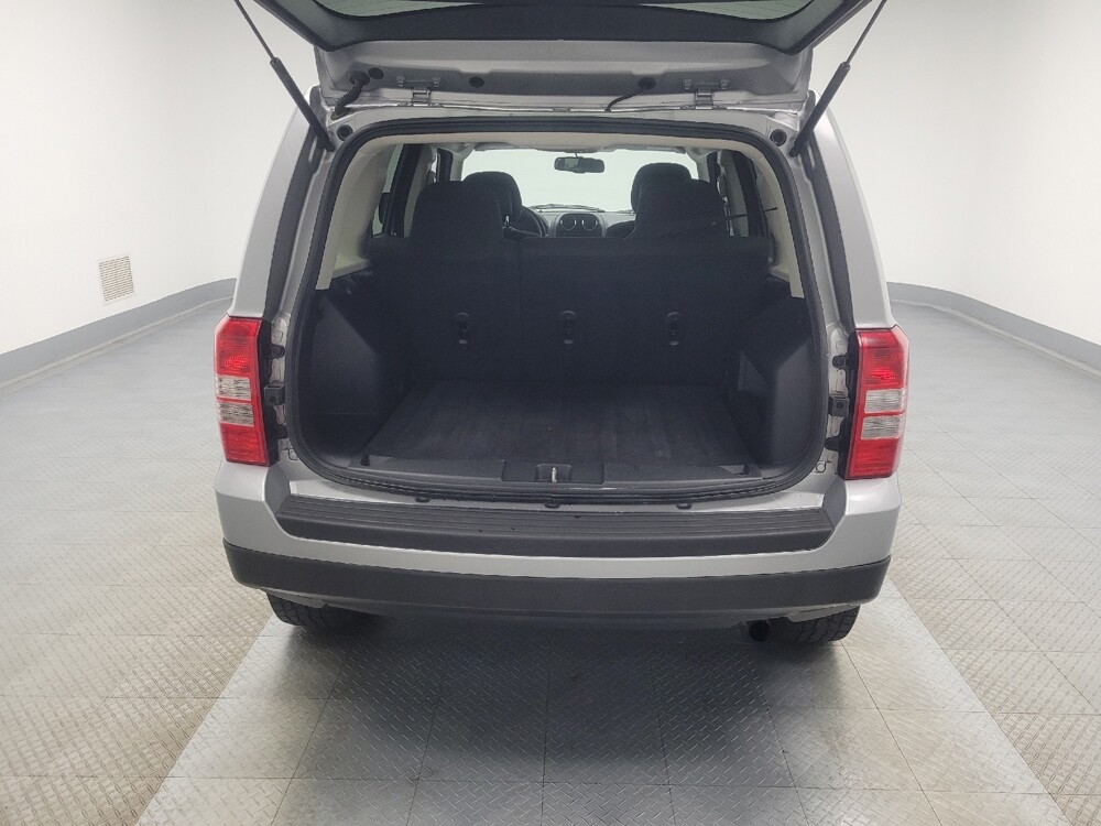 2017 Jeep Patriot in Indianapolis, IN 46222 - 18140617 29