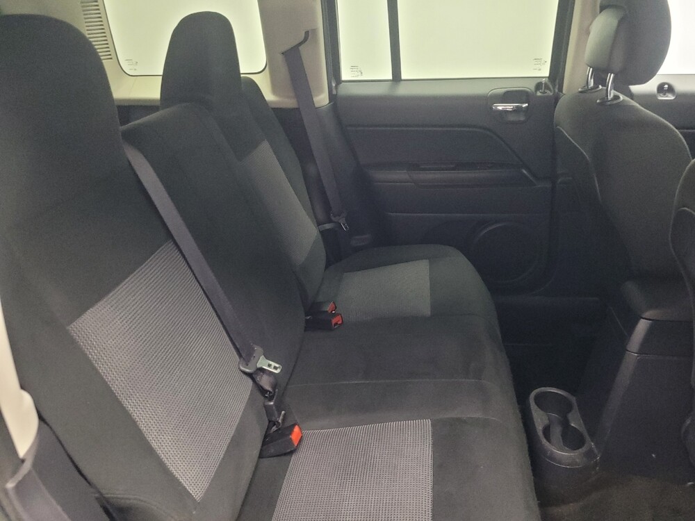 2017 Jeep Patriot in Indianapolis, IN 46222 - 18140617 19