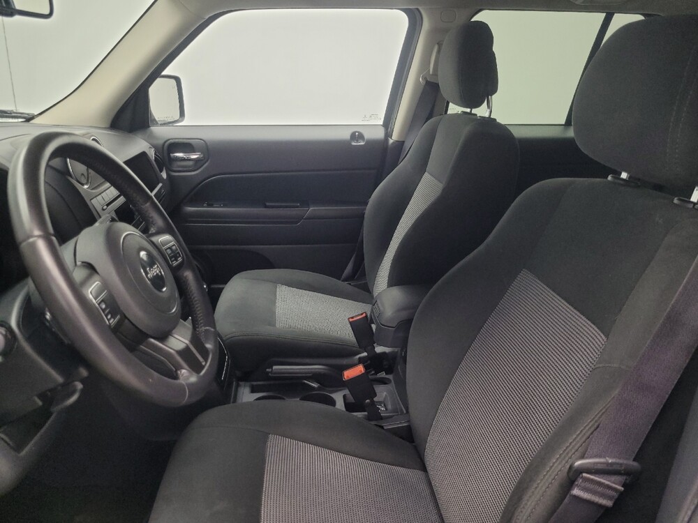 2017 Jeep Patriot in Indianapolis, IN 46222 - 18140617 17