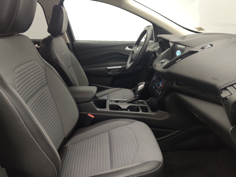 2019 Ford Escape in Mobile, AL 36606 - 18140619 21