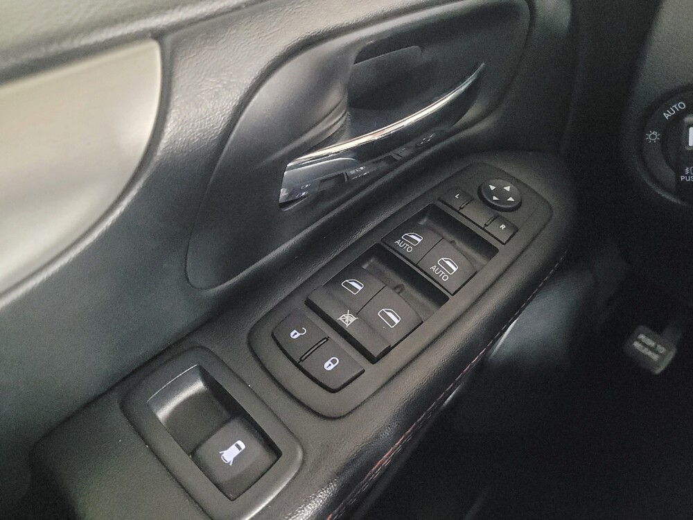 2019 Dodge Grand Caravan in Jackson, MS 39211 - 18140624 27