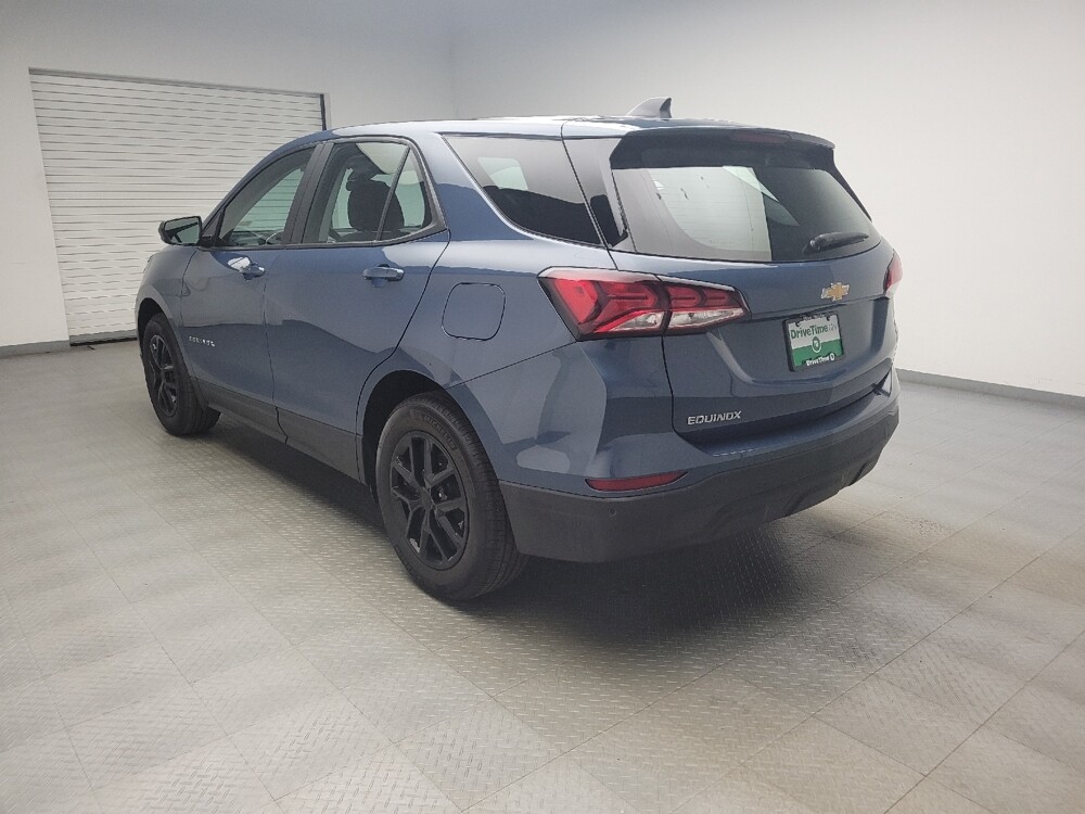 2024 Chevrolet Equinox in Taylor, MI 48180 - 18140639 5