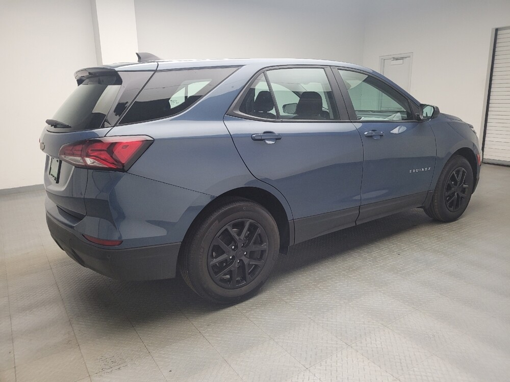 2024 Chevrolet Equinox in Taylor, MI 48180 - 18140639 10