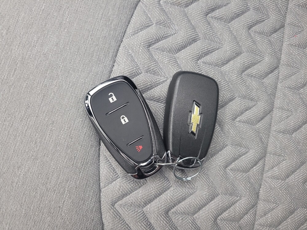 2024 Chevrolet Equinox in Taylor, MI 48180 - 18140639 32