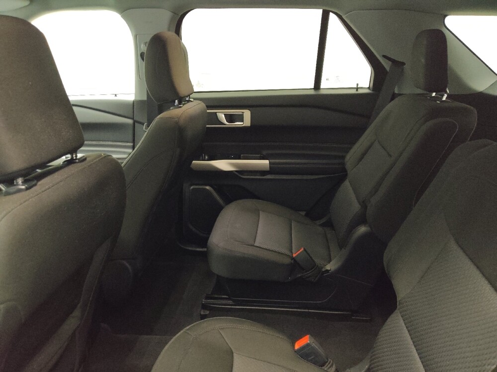 2022 Ford Explorer in Lombard, IL 60148 - 18140648 18