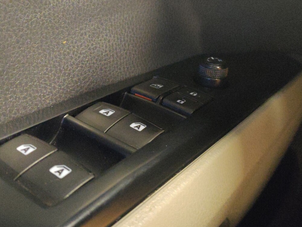 2020 Toyota Camry in Phoenix, AZ 85022 - 18140660 27