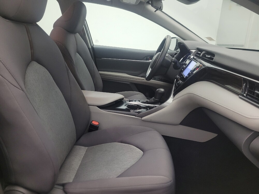 2020 Toyota Camry in Phoenix, AZ 85022 - 18140660 21