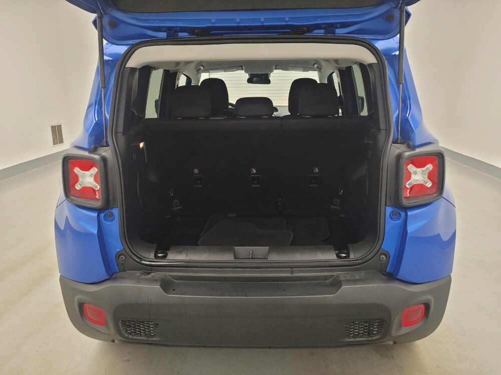 2020 Jeep Renegade in Maple Heights, OH 44137 - 18140669 29