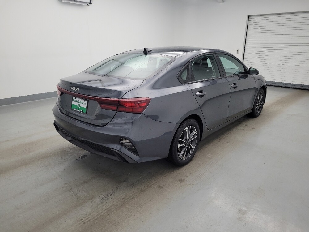 2024 Kia Forte in Maple Heights, OH 44137 - 18140670 9