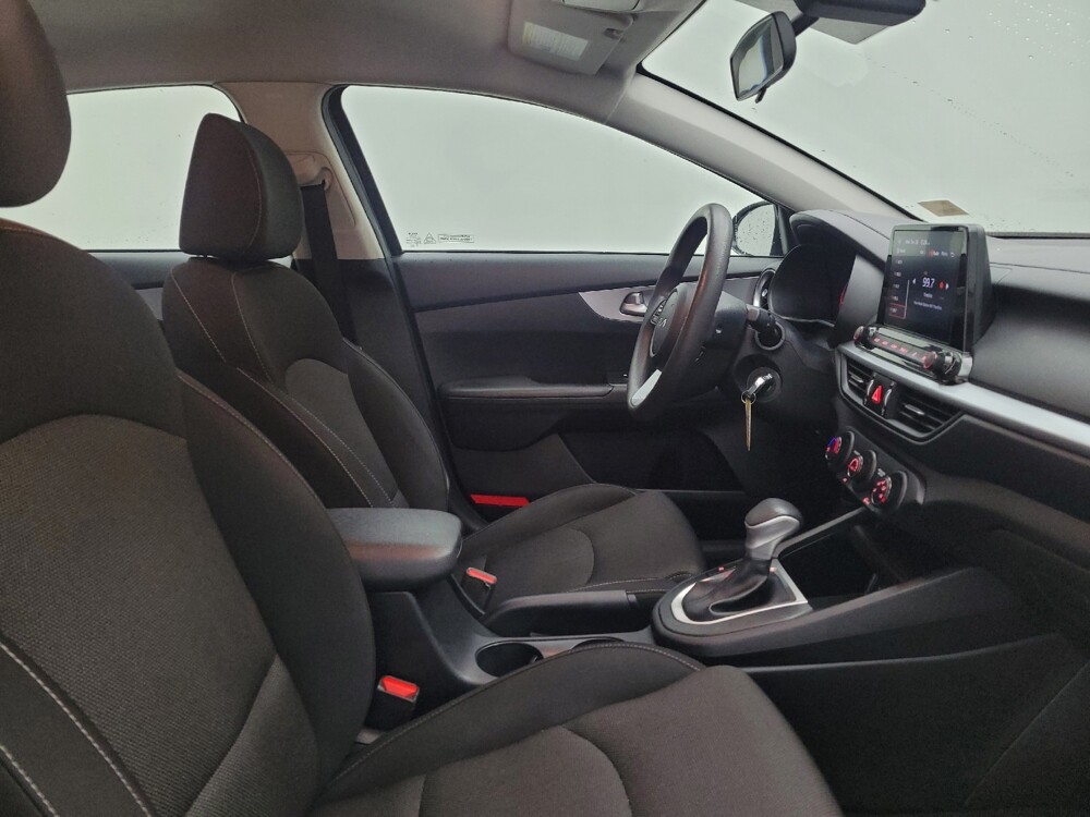 2024 Kia Forte in Maple Heights, OH 44137 - 18140670 21
