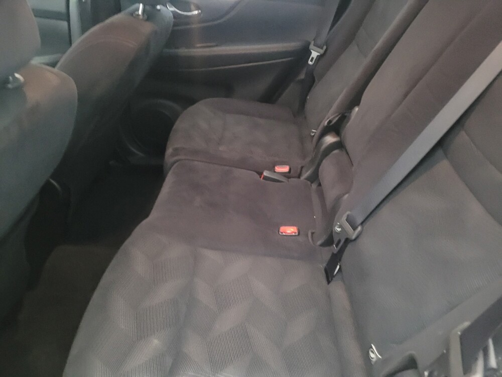 2016 Nissan Rogue in Clearwater, FL 33764 - 18140673 18