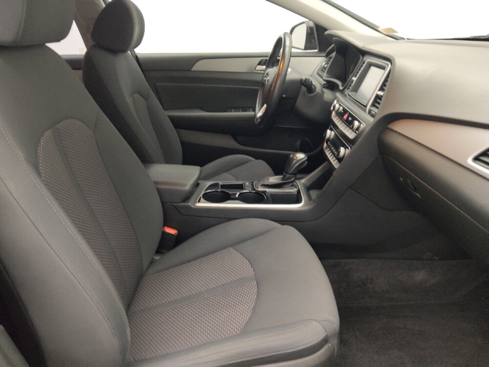 2019 Hyundai Sonata in Pensacola, FL 32505 - 18140675 21