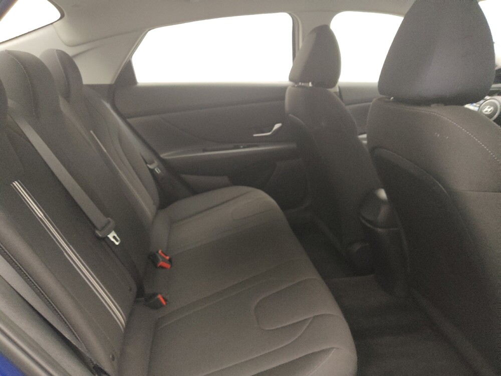 2021 Hyundai Elantra in Lombard, IL 60148 - 18140685 19