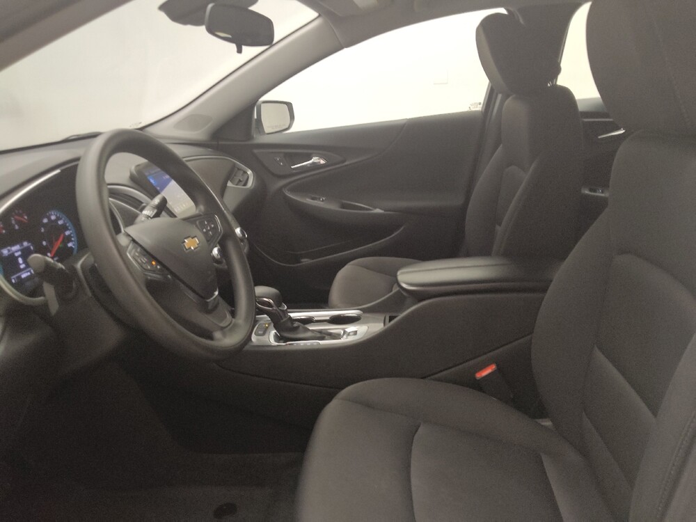 2024 Chevrolet Malibu in Lombard, IL 60148 - 18140687 17