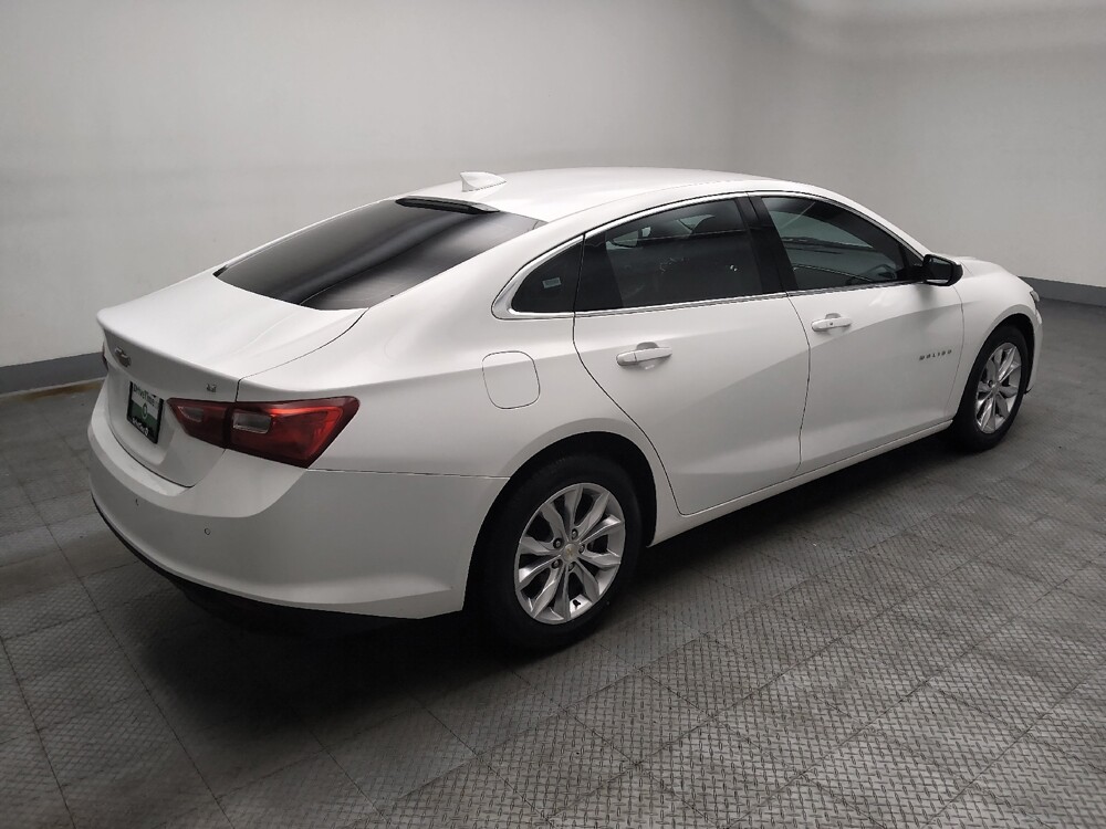 2024 Chevrolet Malibu in Lombard, IL 60148 - 18140687 10