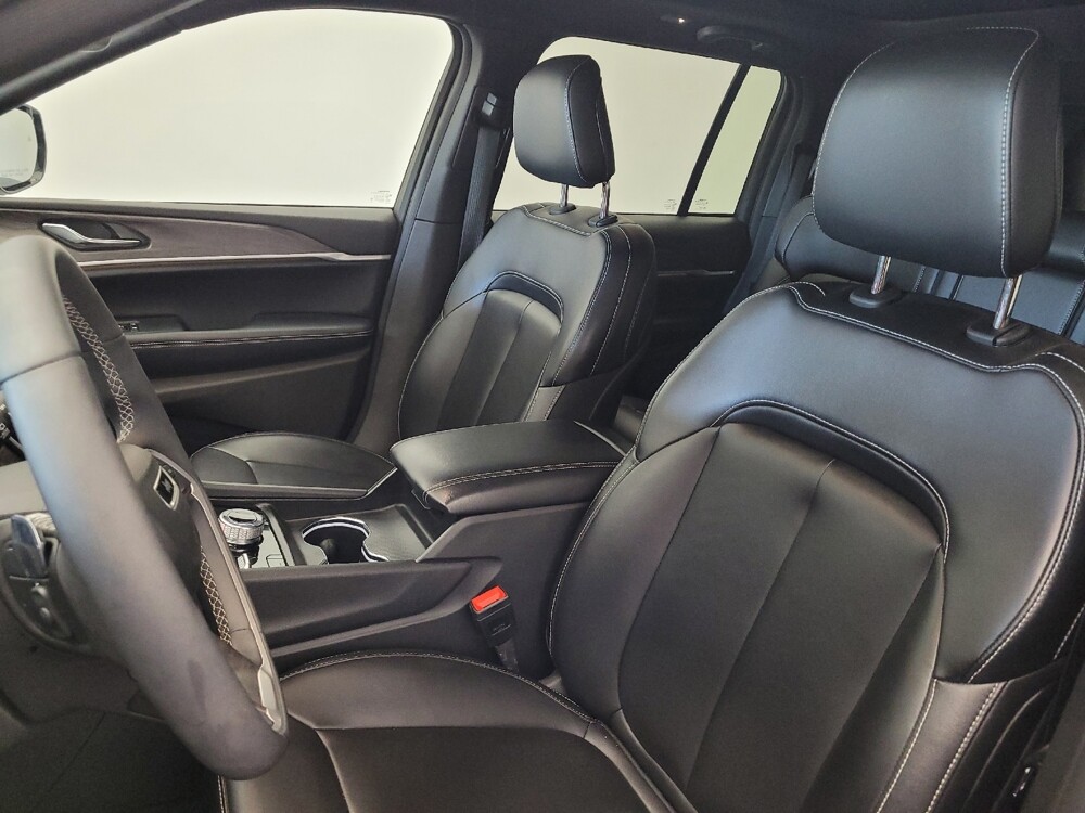 2024 Jeep Grand Cherokee in Greenville, SC 29607 - 18140689 17