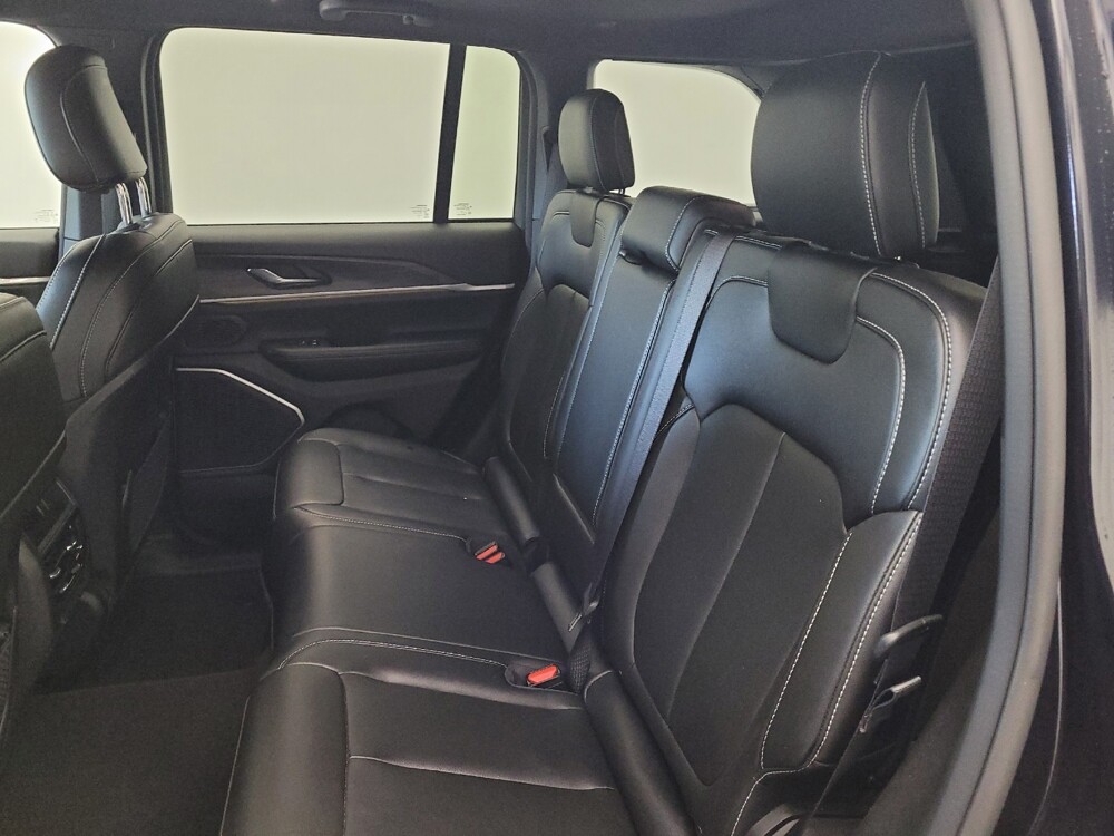 2024 Jeep Grand Cherokee in Greenville, SC 29607 - 18140689 18