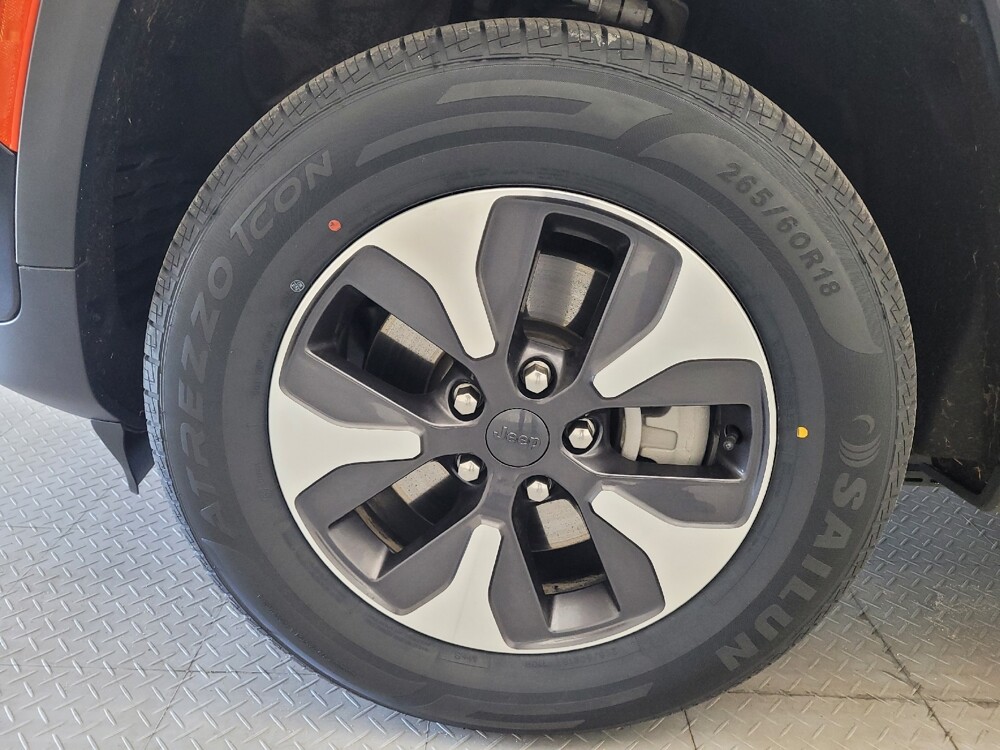 2024 Jeep Grand Cherokee in Greenville, SC 29607 - 18140689 31