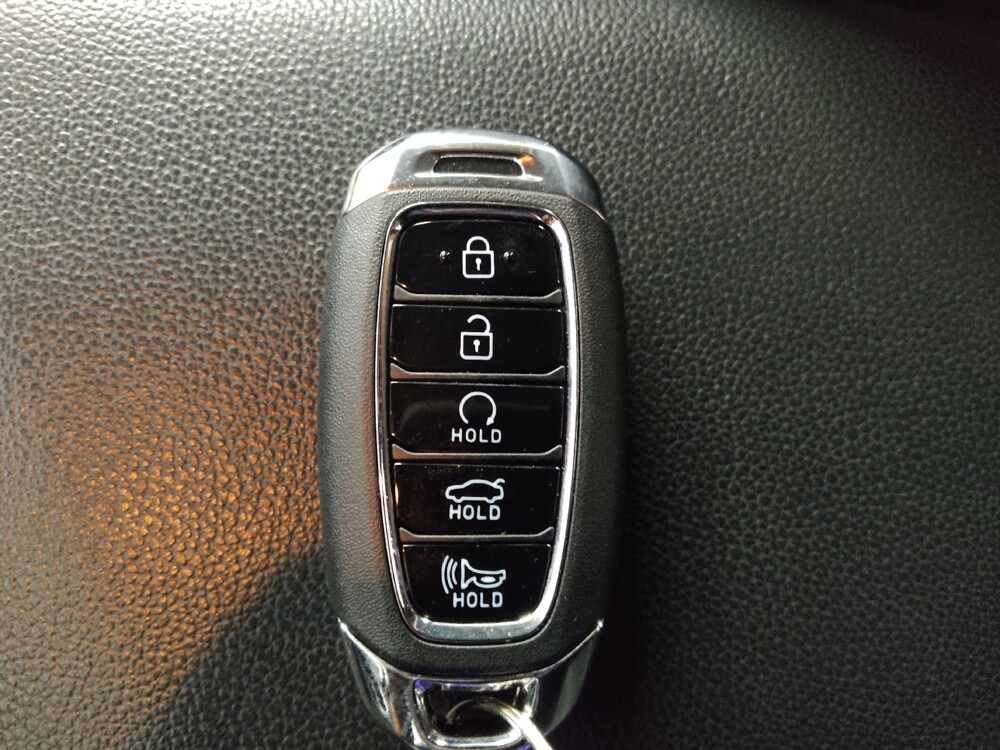 2021 Hyundai Elantra in Jackson, MS 39211 - 18140692 32