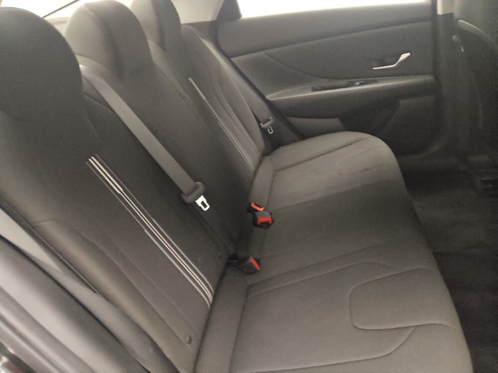 2021 Hyundai Elantra in Jackson, MS 39211 - 18140693 19
