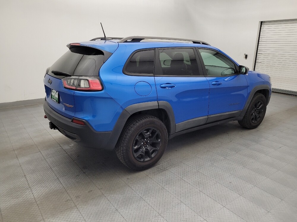 2019 Jeep Cherokee in Salem, VA 24153 - 18140704 10