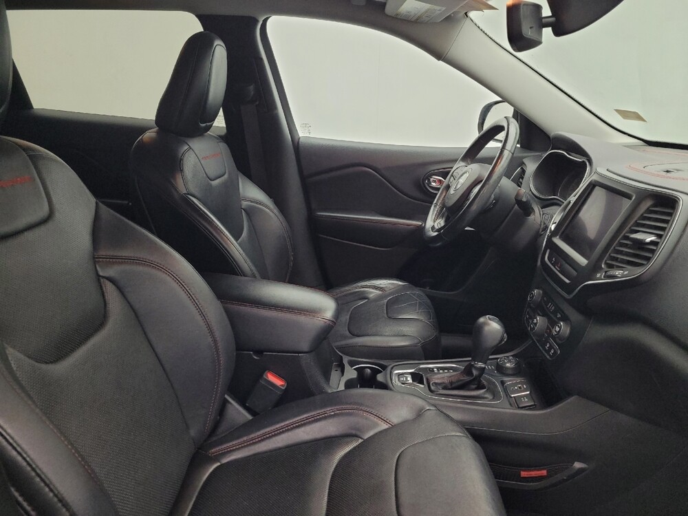 2019 Jeep Cherokee in Salem, VA 24153 - 18140704 21