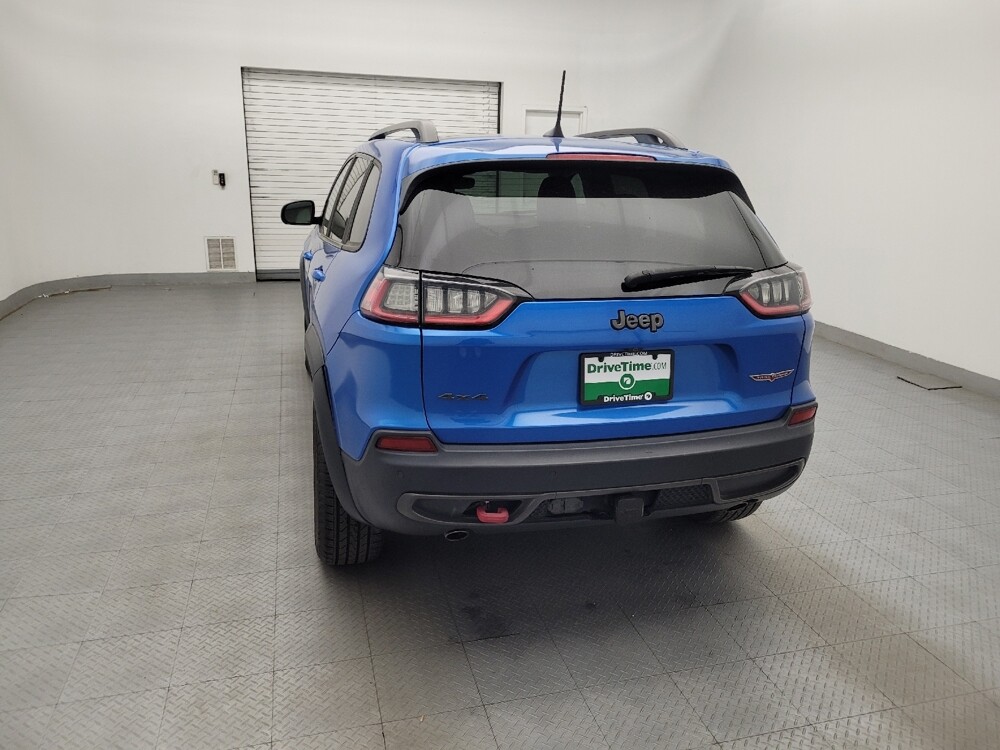 2019 Jeep Cherokee in Salem, VA 24153 - 18140704 6