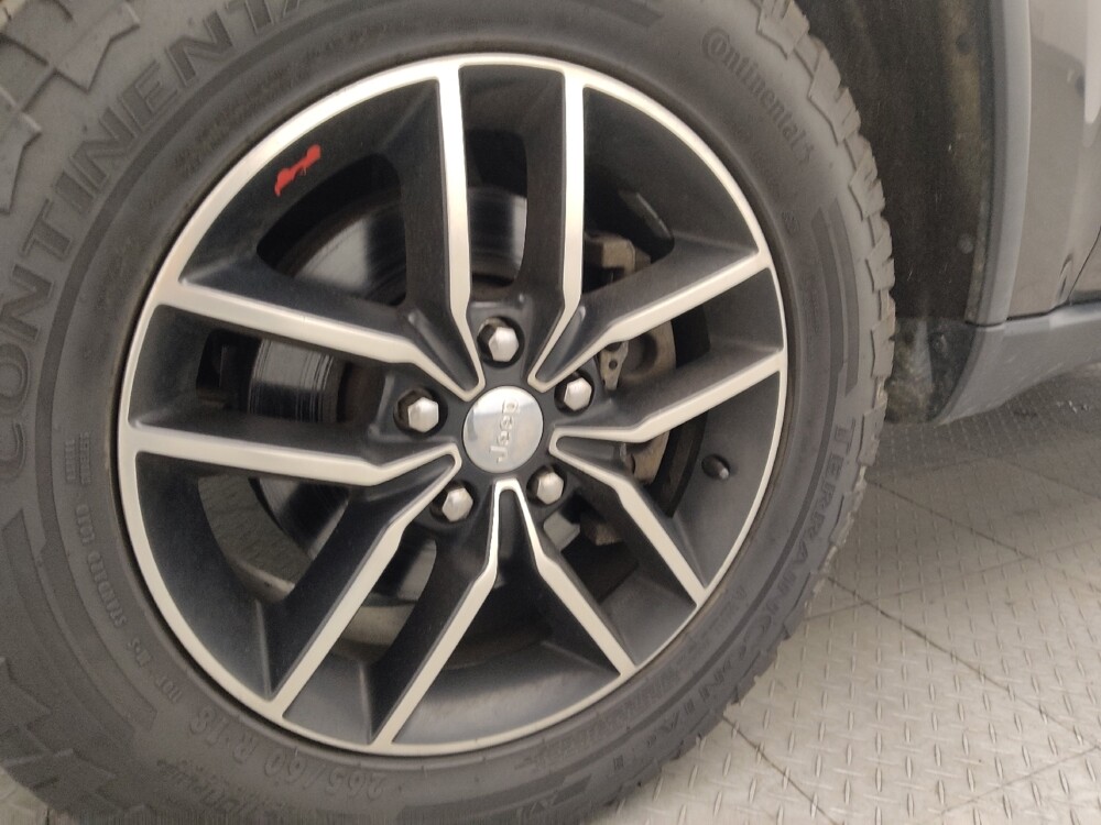 2018 Jeep Grand Cherokee in Sanford, FL 32773 - 18140708 31