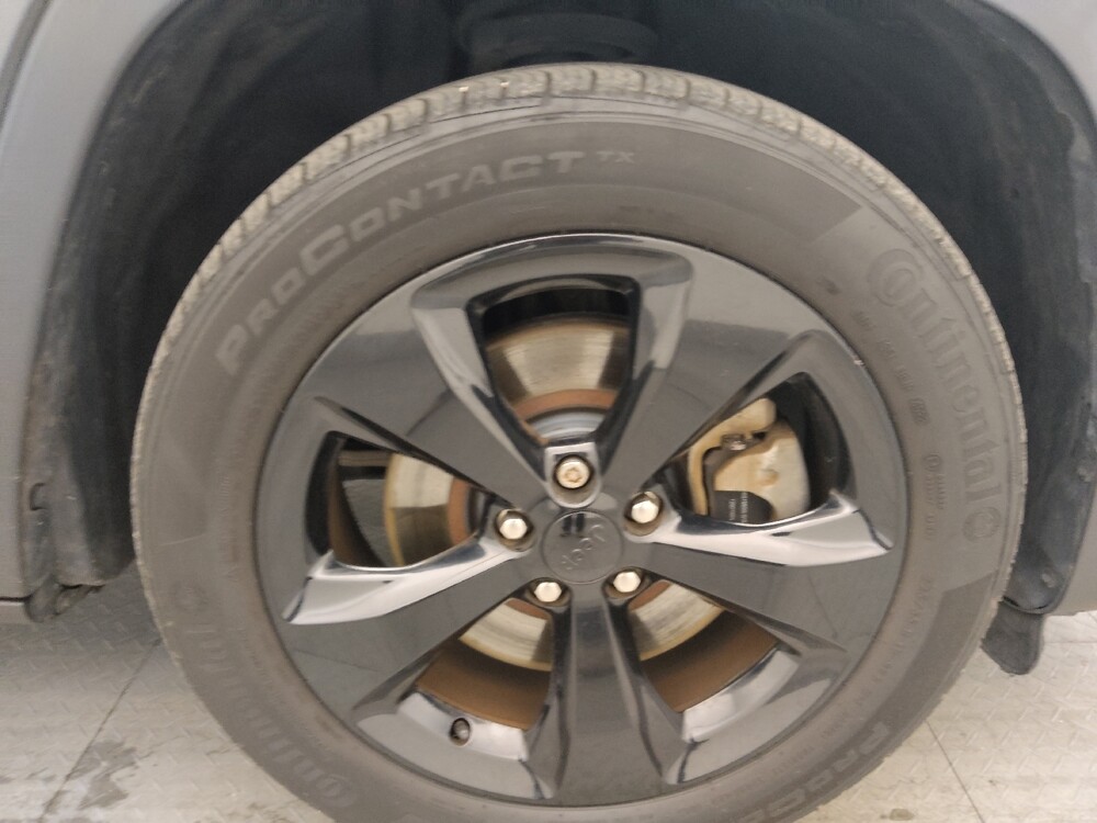 2020 Jeep Cherokee in Pensacola, FL 32505 - 18140709 31
