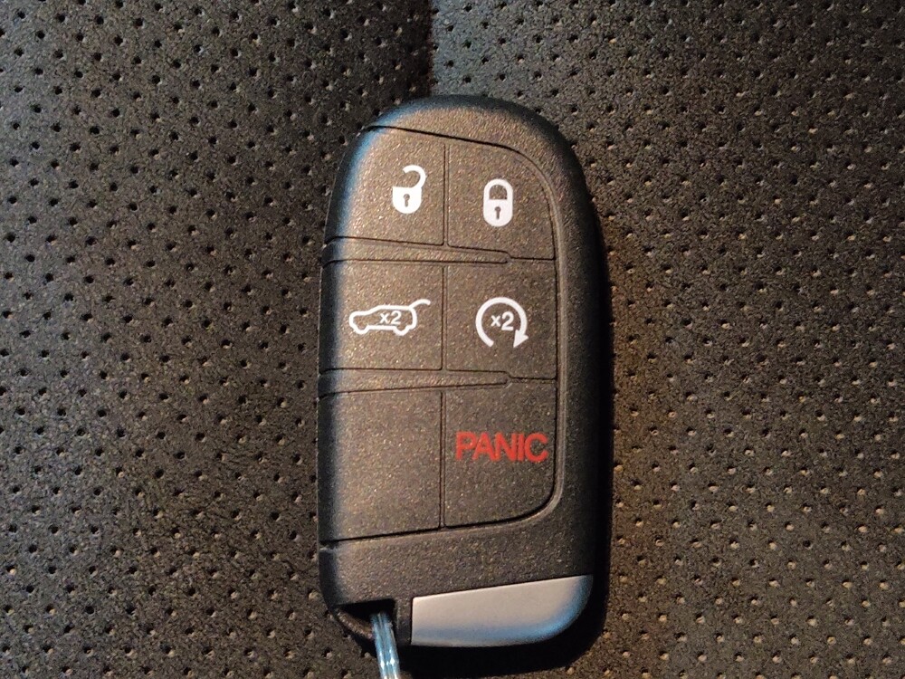 2020 Jeep Grand Cherokee in Tyler, TX 75701 - 18140713 32