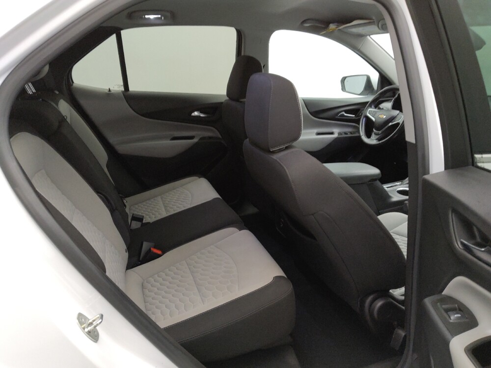 2021 Chevrolet Equinox in St. Louis, MO 63136 - 18140722 19