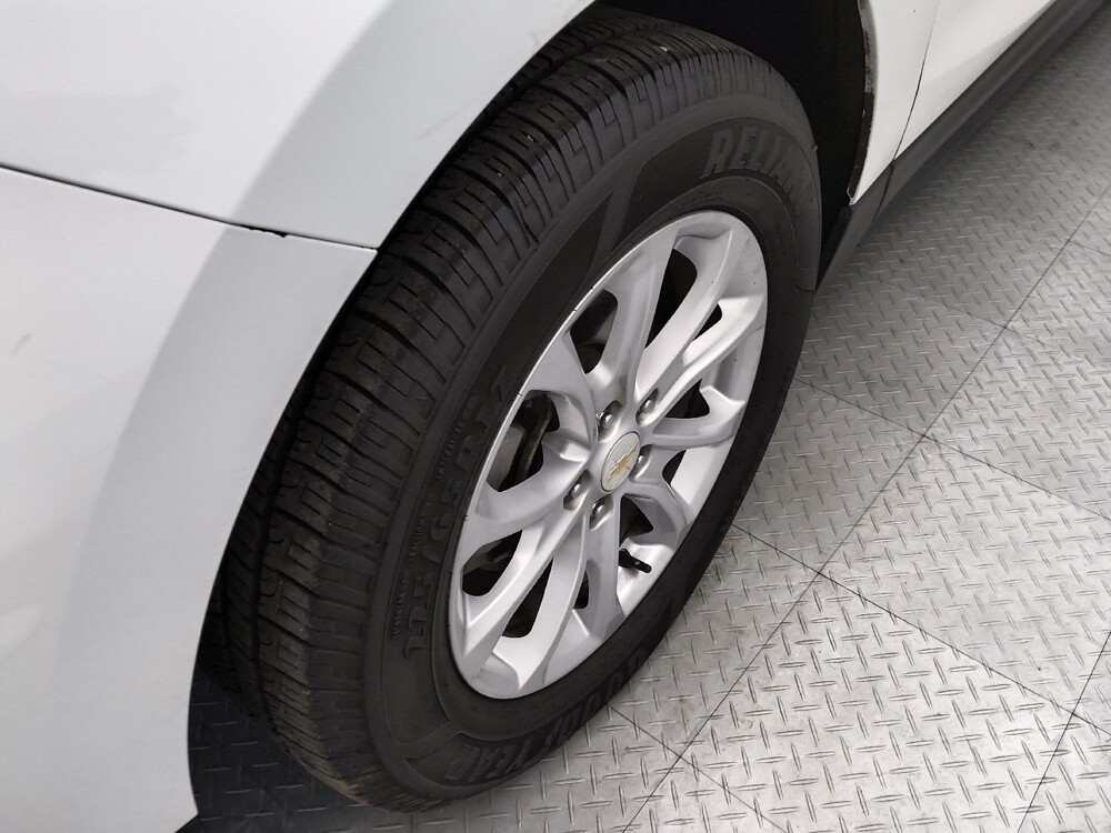 2021 Chevrolet Equinox in St. Louis, MO 63136 - 18140722 31