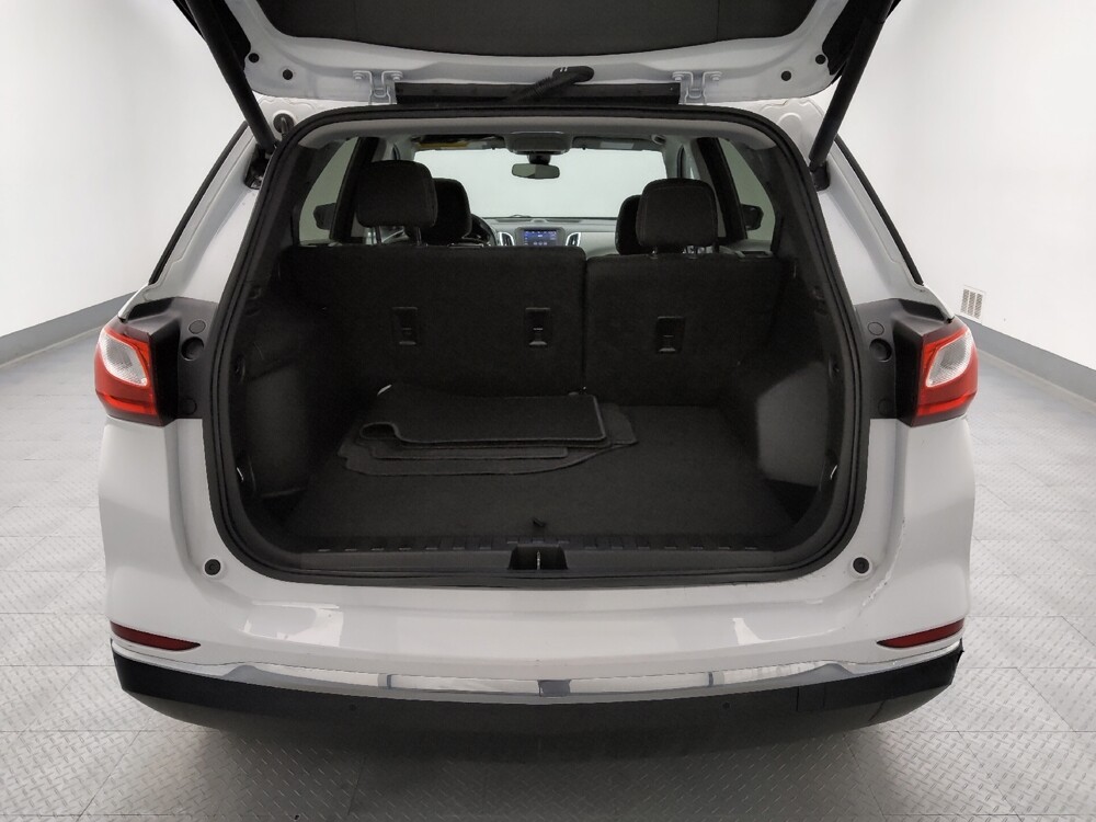 2021 Chevrolet Equinox in St. Louis, MO 63136 - 18140722 29