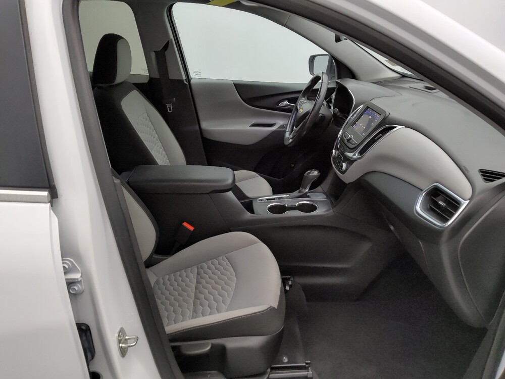 2021 Chevrolet Equinox in St. Louis, MO 63136 - 18140722 21