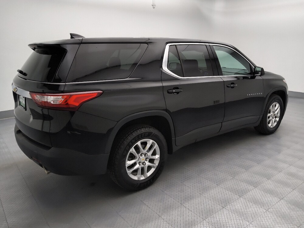 2020 Chevrolet Traverse in Independence, MO 64055 - 18140725 10