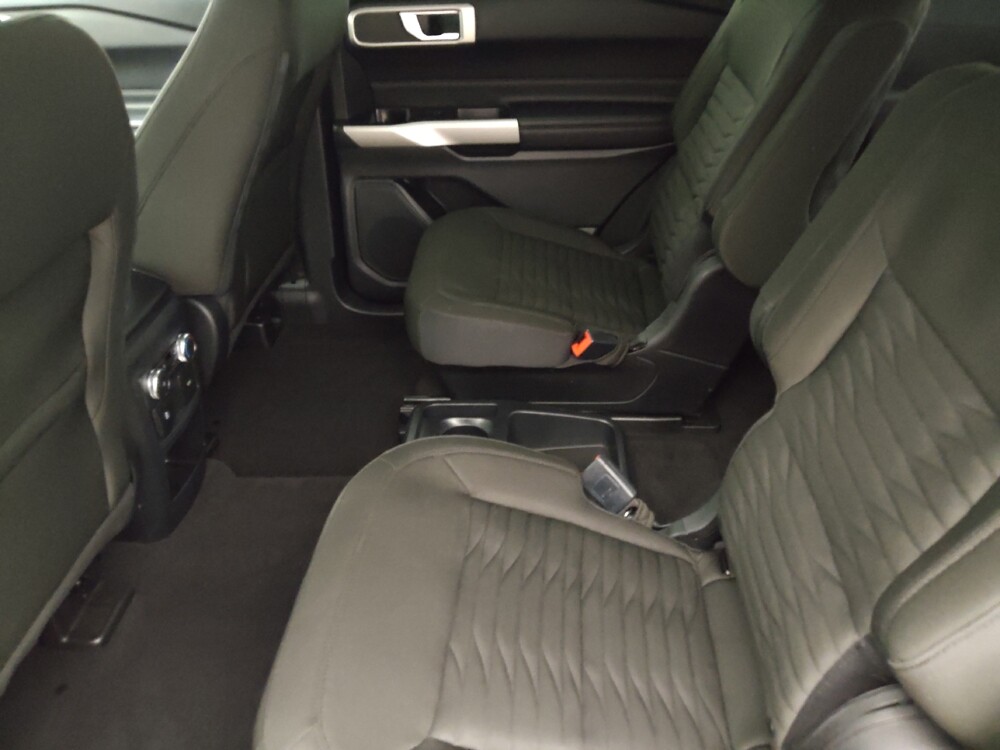 2021 Ford Explorer in Tampa, FL 33619 - 18140729 18